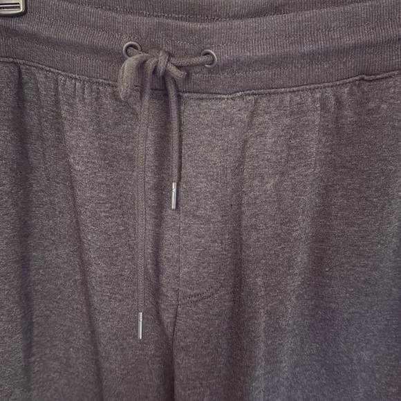 Critical Role Men’s Gray Jogger, Leisure, Active Wear Sweatpants - Picture 4 of 12